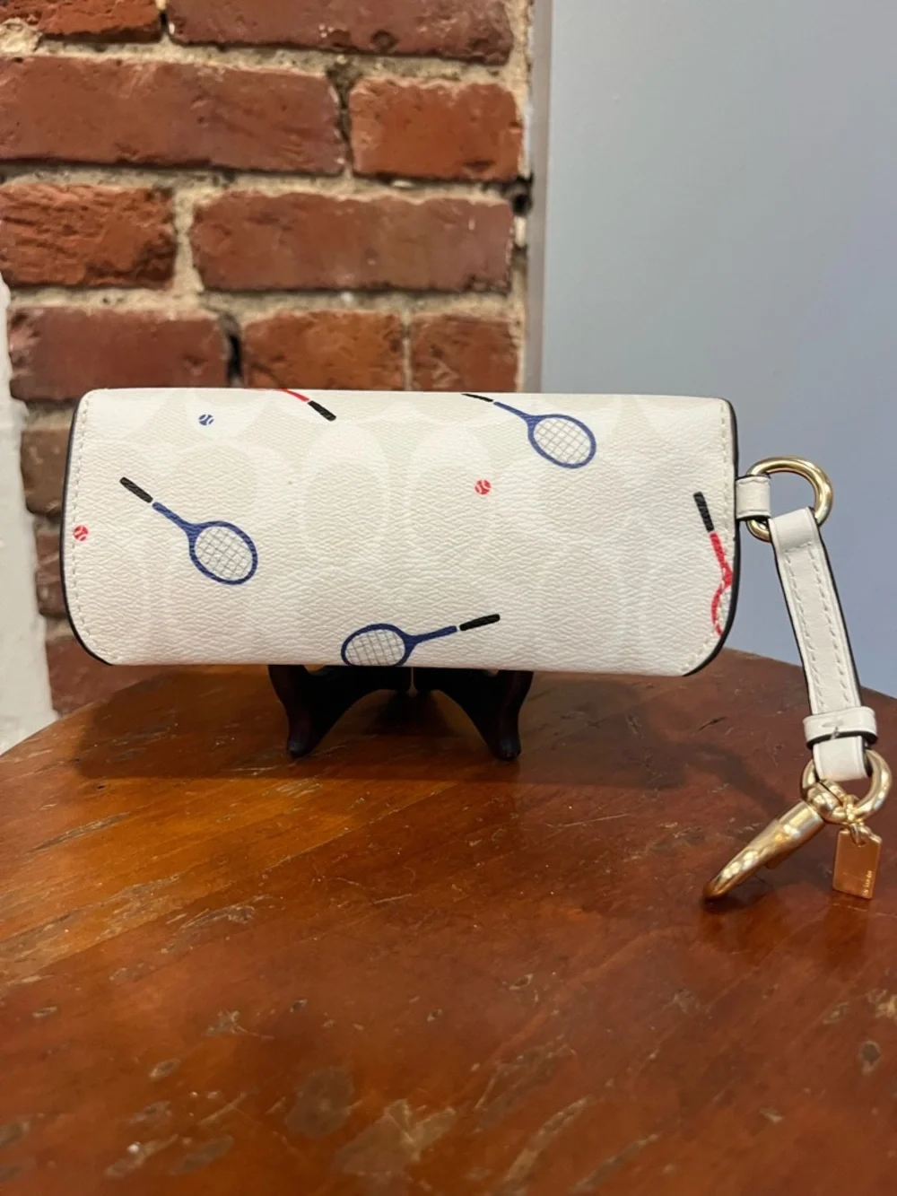 Coach Tennis Print Eyeglass Case Holder Wristlet Pouch Wallet White Leather New - Picture 14 of 15